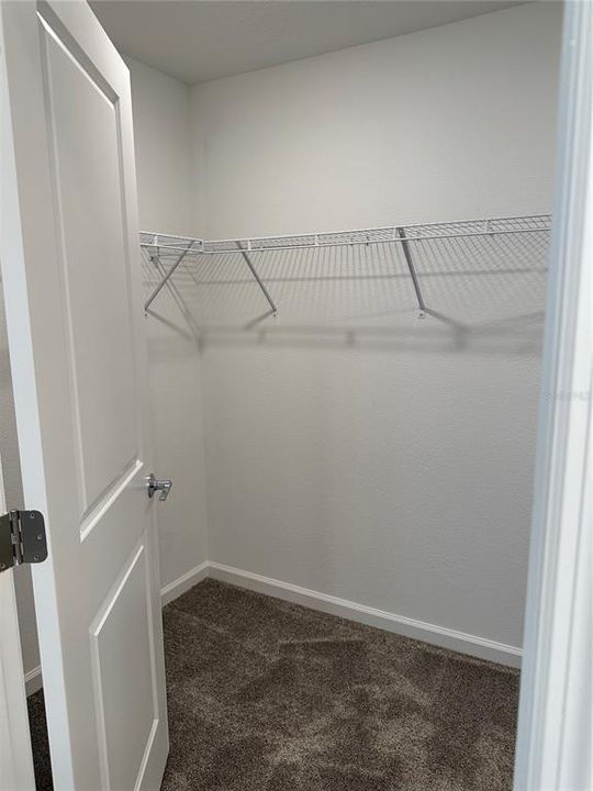 В аренду: $2,350 (4 спален, 2 ванн, 1871 Квадратных фут)