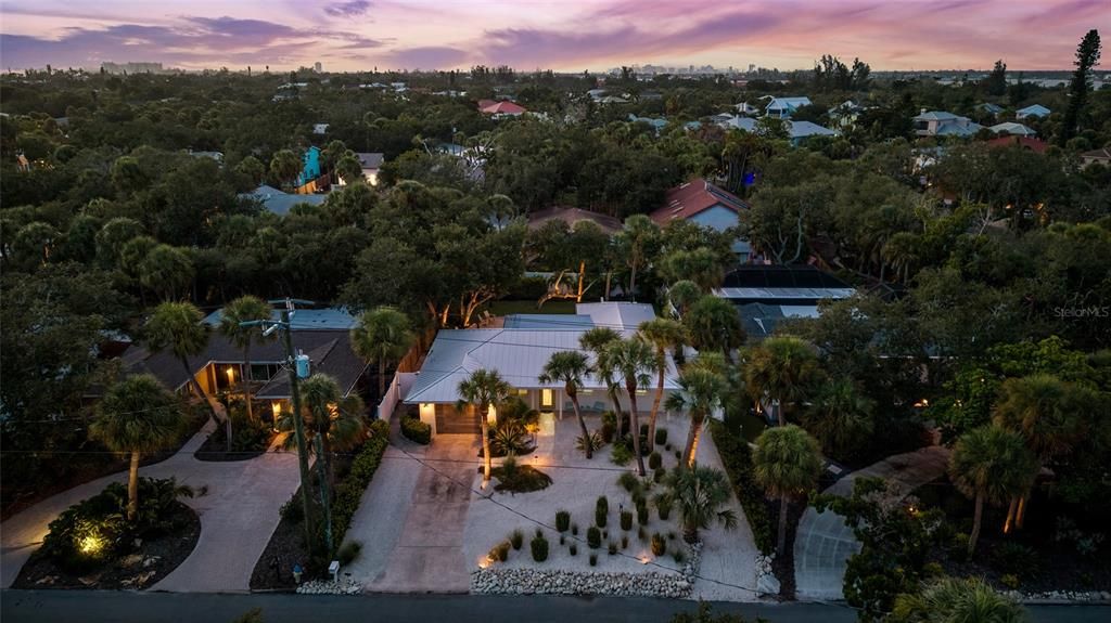 En Venta: $1,300,000 (3 camas, 2 baños, 1542 Pies cuadrados)