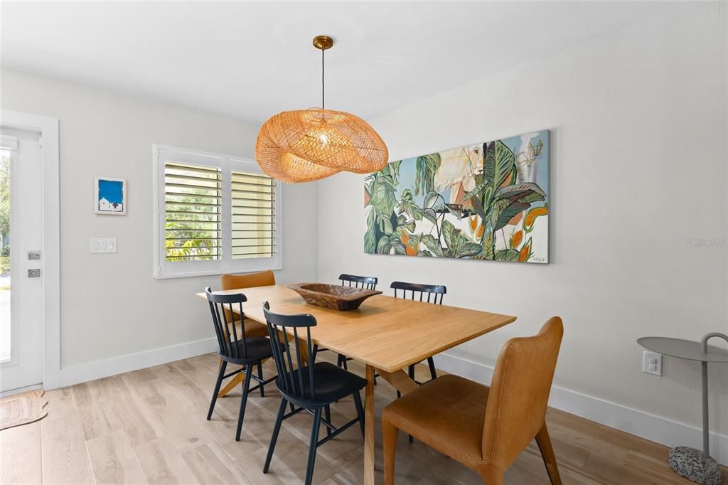 En Venta: $1,300,000 (3 camas, 2 baños, 1542 Pies cuadrados)
