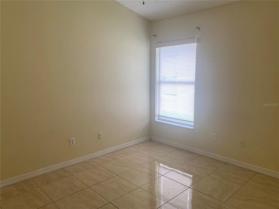 En Renta: $2,400 (4 camas, 2 baños, 1778 Pies cuadrados)