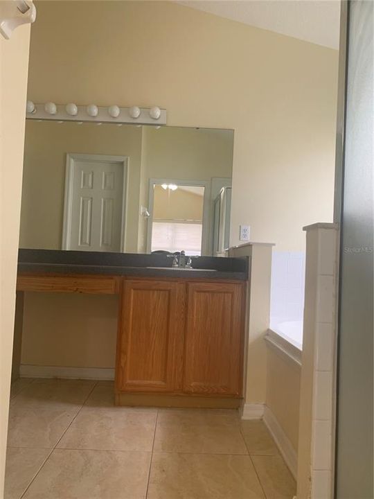En Renta: $2,400 (4 camas, 2 baños, 1778 Pies cuadrados)
