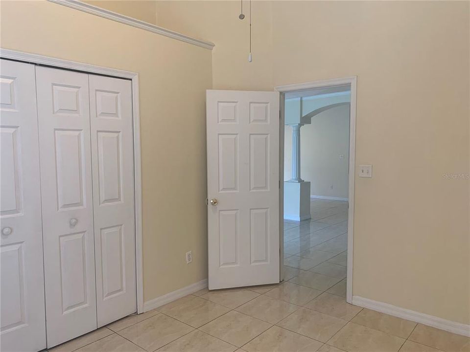 En Renta: $2,400 (4 camas, 2 baños, 1778 Pies cuadrados)