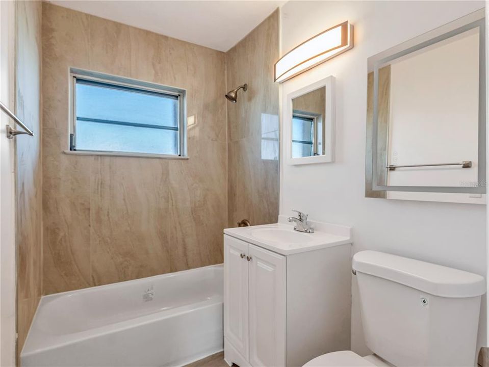 В аренду: $1,595 (3 спален, 1 ванн, 1256 Квадратных фут)