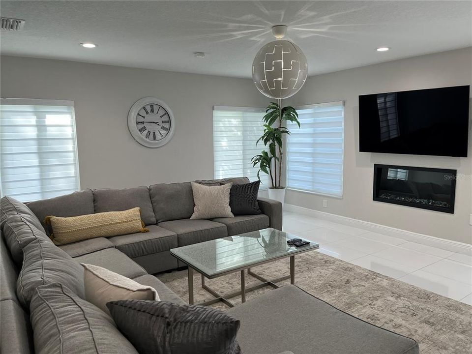 For Sale: $1,399,000 (4 beds, 3 baths, 3071 Square Feet)