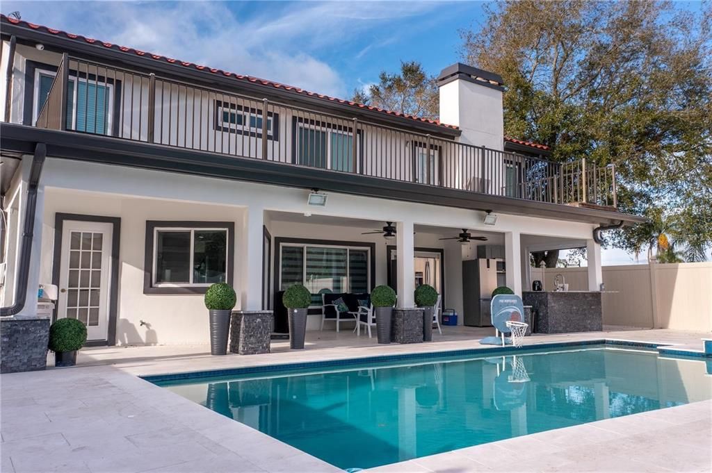For Sale: $1,399,000 (4 beds, 3 baths, 3071 Square Feet)