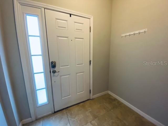For Rent: $2,650 (3 beds, 2 baths, 1420 Square Feet)