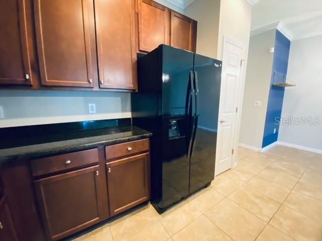 For Rent: $2,650 (3 beds, 2 baths, 1420 Square Feet)