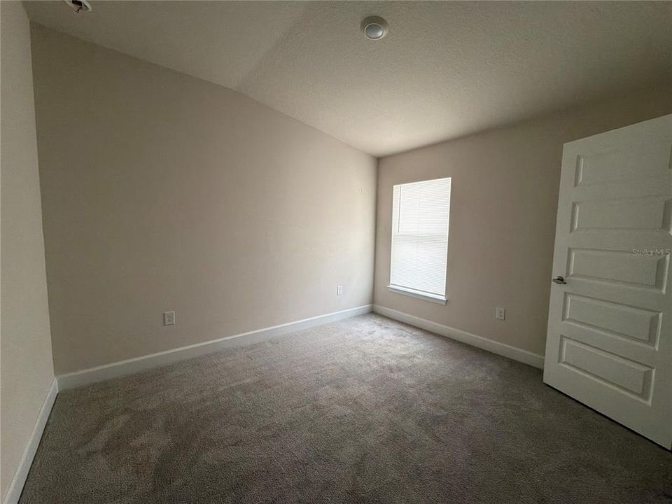 В аренду: $2,400 (3 спален, 2 ванн, 1415 Квадратных фут)