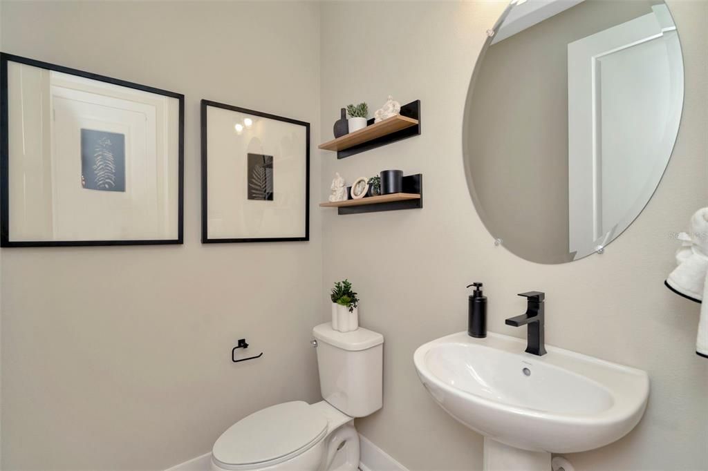 En Venta: $685,230 (4 camas, 3 baños, 2802 Pies cuadrados)