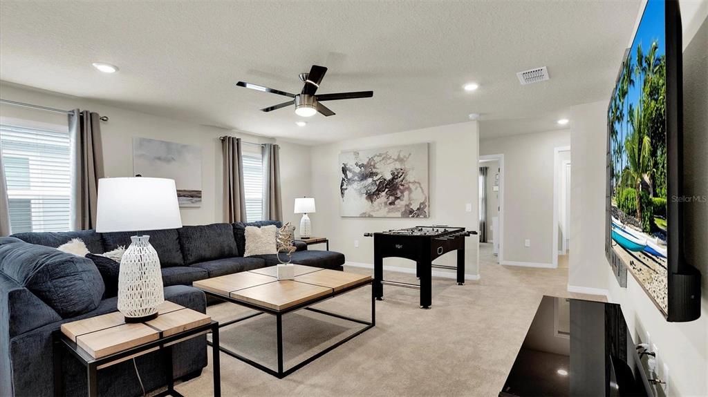 For Sale: $650,000 (7 beds, 5 baths, 3234 Square Feet)