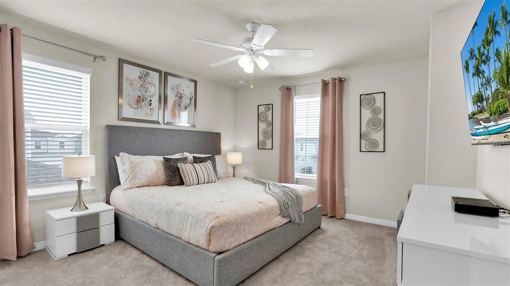 For Sale: $650,000 (7 beds, 5 baths, 3234 Square Feet)