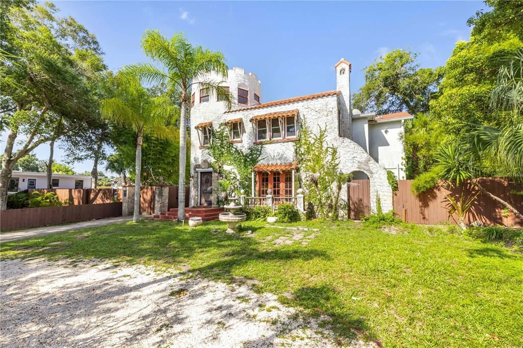 На продажу: $350,000 (3 спален, 2 ванн, 2393 Квадратных фут)