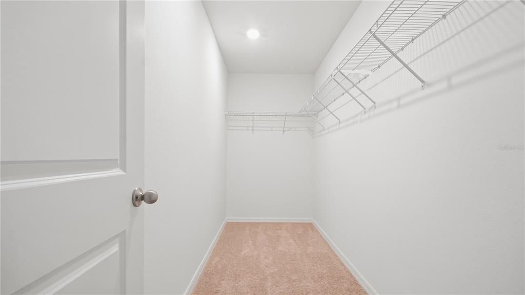 В аренду: $2,200 (4 спален, 2 ванн, 1636 Квадратных фут)