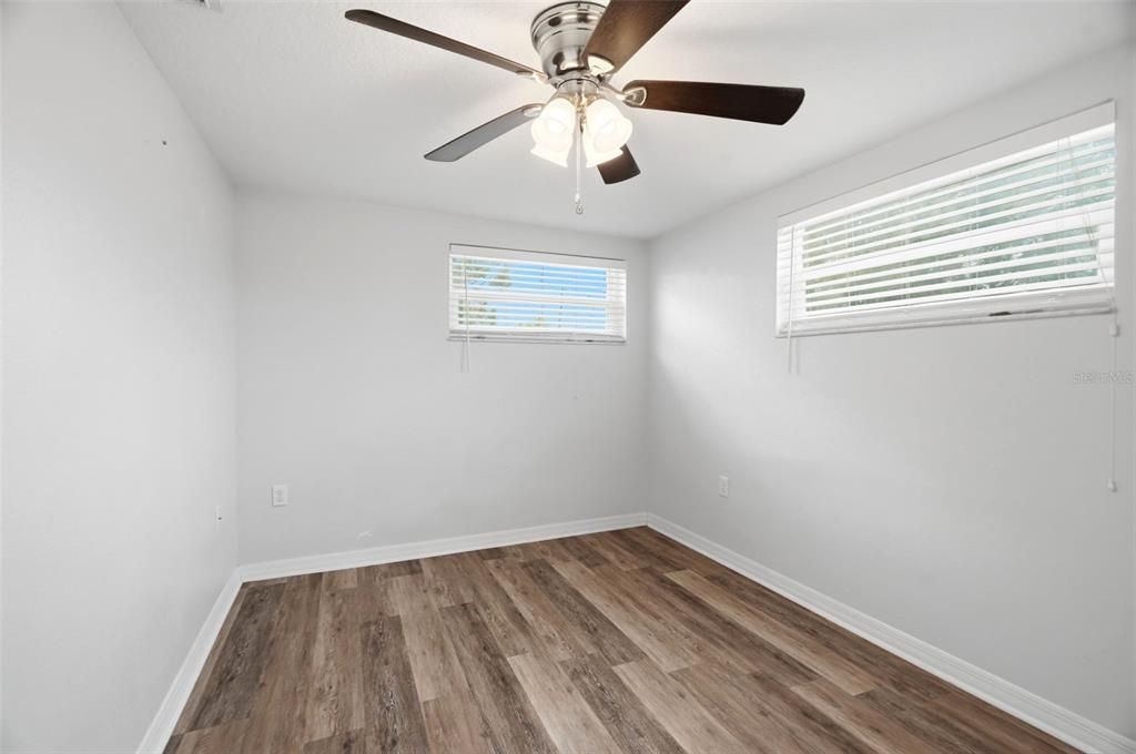 En Venta: $259,900 (3 camas, 1 baños, 1379 Pies cuadrados)