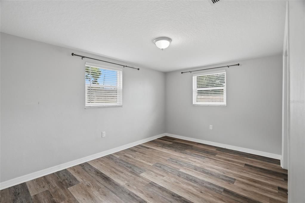 En Venta: $259,900 (3 camas, 1 baños, 1379 Pies cuadrados)
