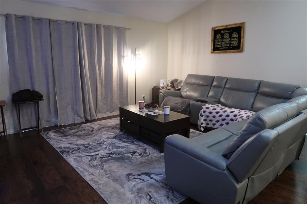 En Venta: $429,000 (3 camas, 2 baños, 2267 Pies cuadrados)