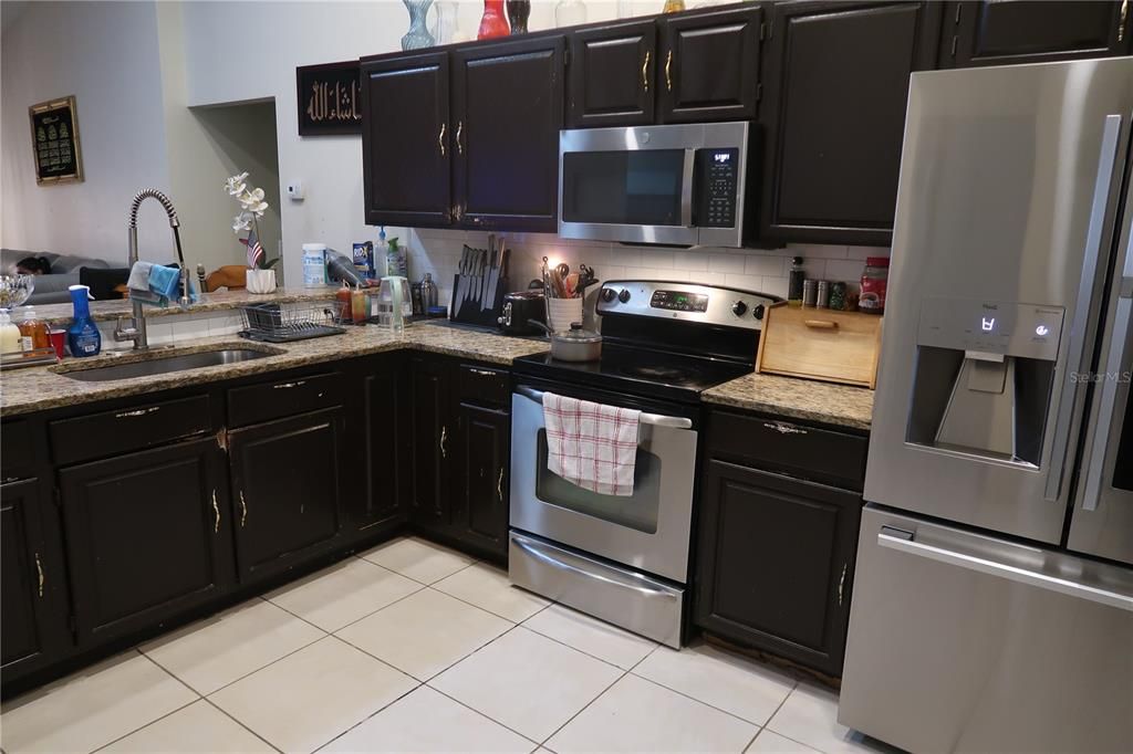 En Venta: $429,000 (3 camas, 2 baños, 2267 Pies cuadrados)