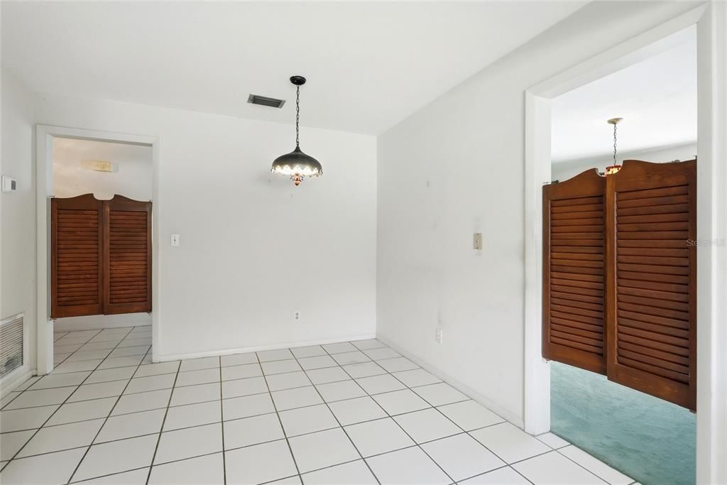 En Venta: $469,000 (3 camas, 2 baños, 1737 Pies cuadrados)
