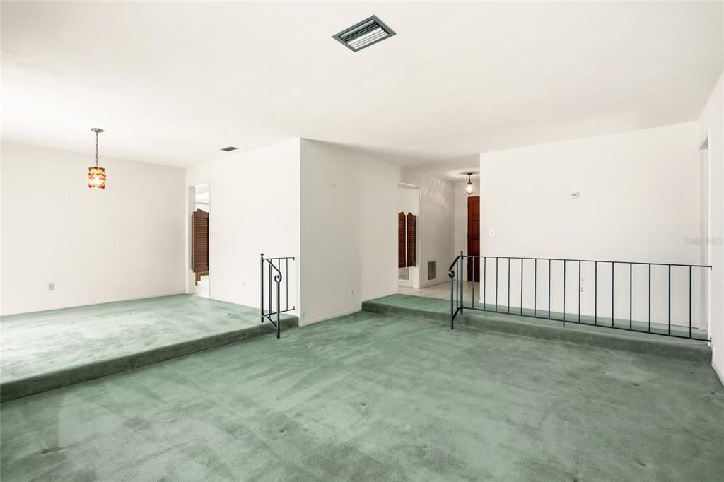 En Venta: $469,000 (3 camas, 2 baños, 1737 Pies cuadrados)