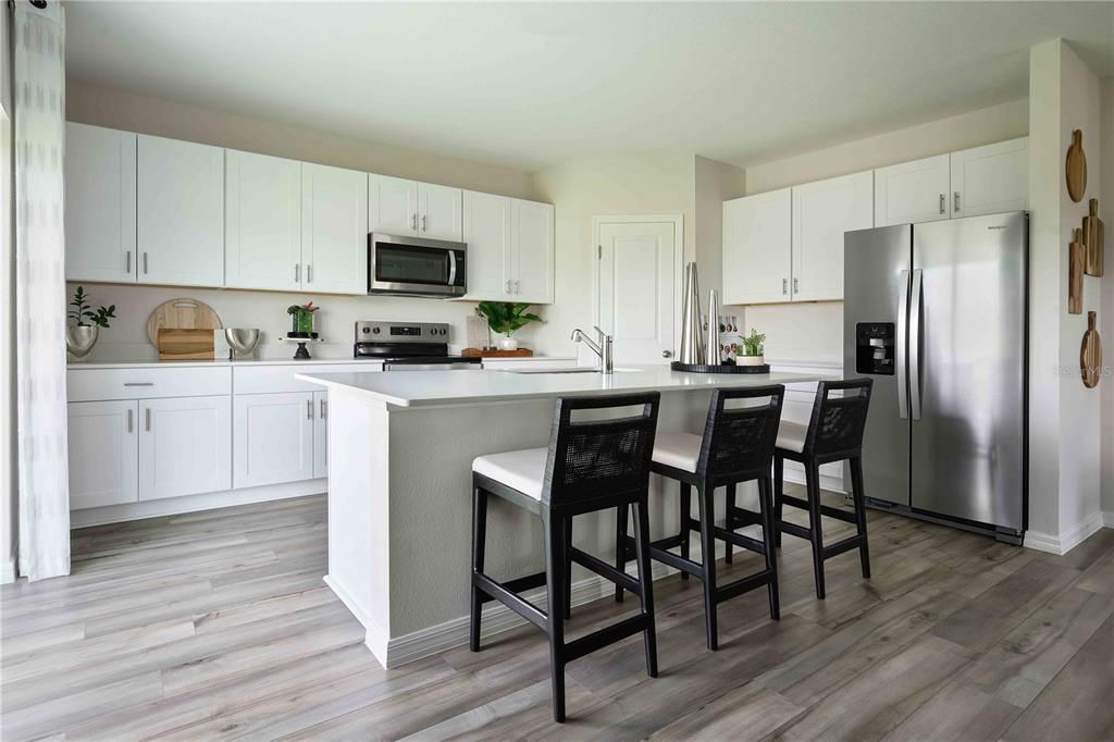En Venta: $449,990 (5 camas, 3 baños, 2470 Pies cuadrados)