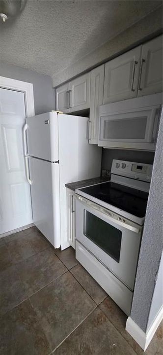 For Rent: $1,500 (2 beds, 1 baths, 575 Square Feet)