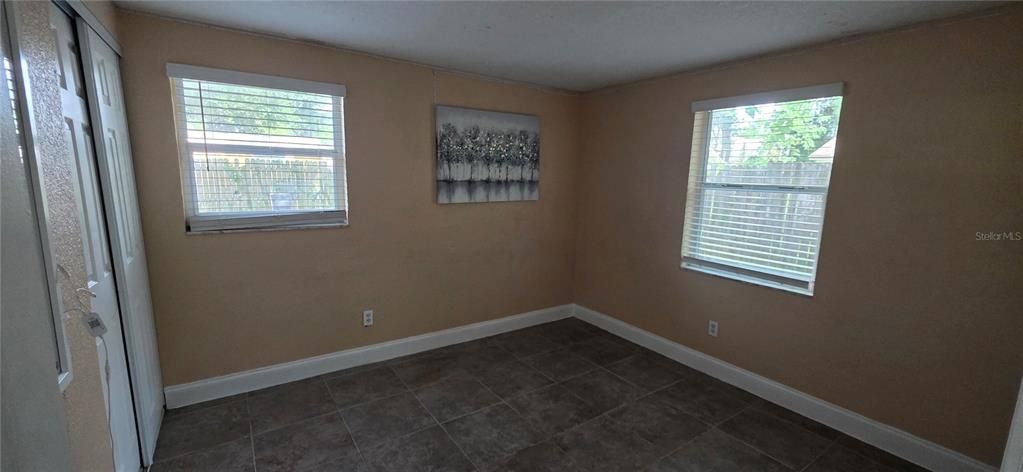 For Rent: $1,500 (2 beds, 1 baths, 575 Square Feet)
