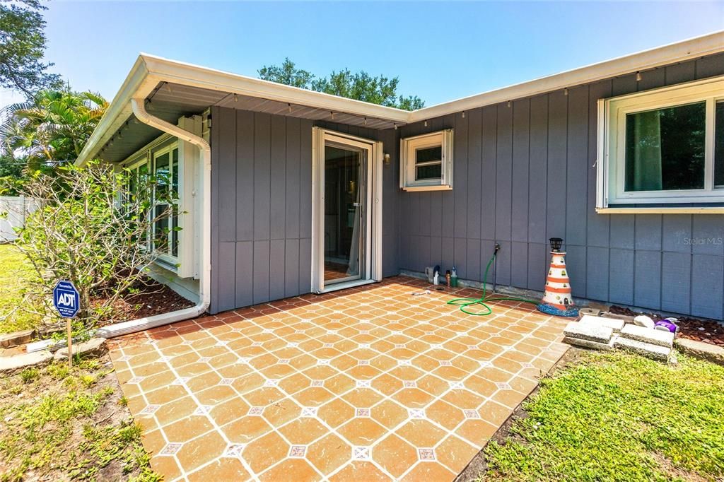 En Venta: $298,000 (2 camas, 1 baños, 936 Pies cuadrados)