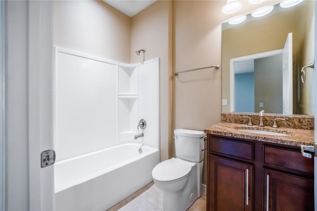 For Sale: $245,542 (2 beds, 2 baths, 1443 Square Feet)