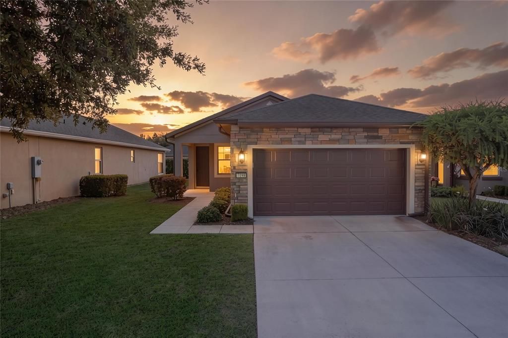 For Sale: $245,542 (2 beds, 2 baths, 1443 Square Feet)