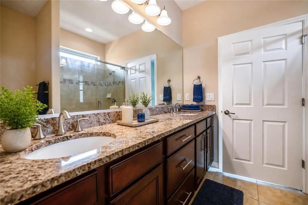 For Sale: $245,542 (2 beds, 2 baths, 1443 Square Feet)