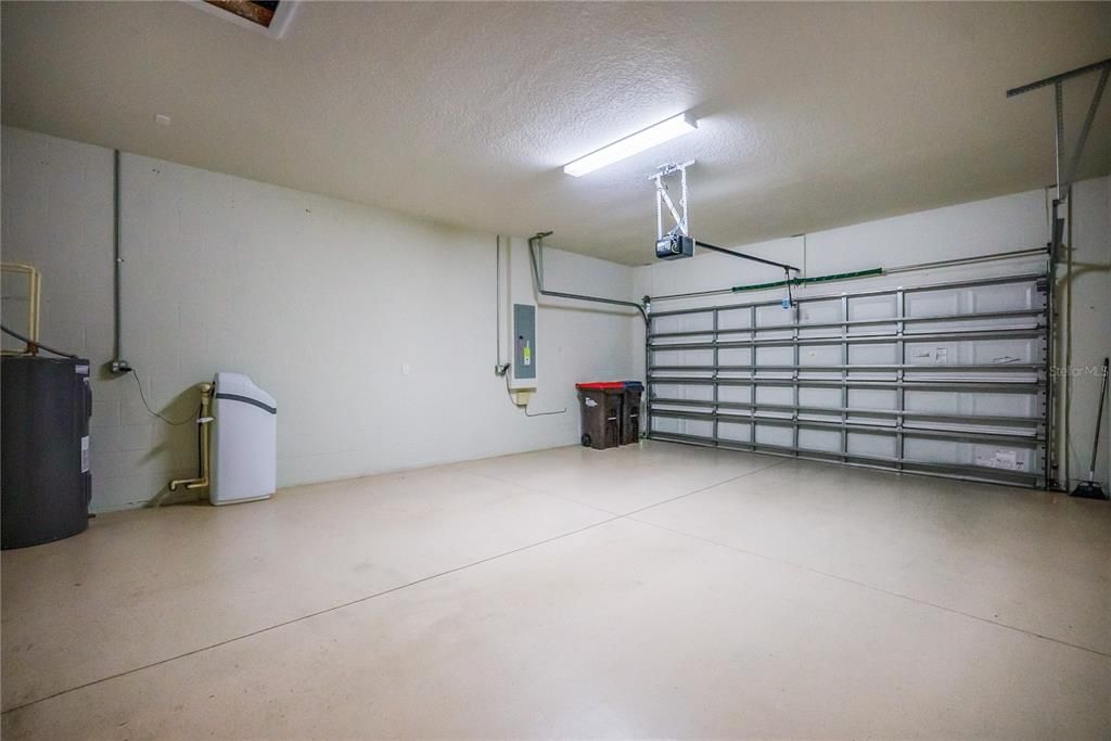 For Sale: $245,542 (2 beds, 2 baths, 1443 Square Feet)