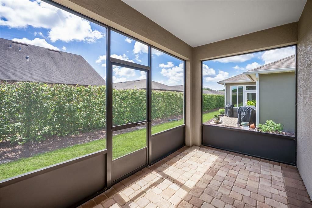 For Sale: $245,542 (2 beds, 2 baths, 1443 Square Feet)
