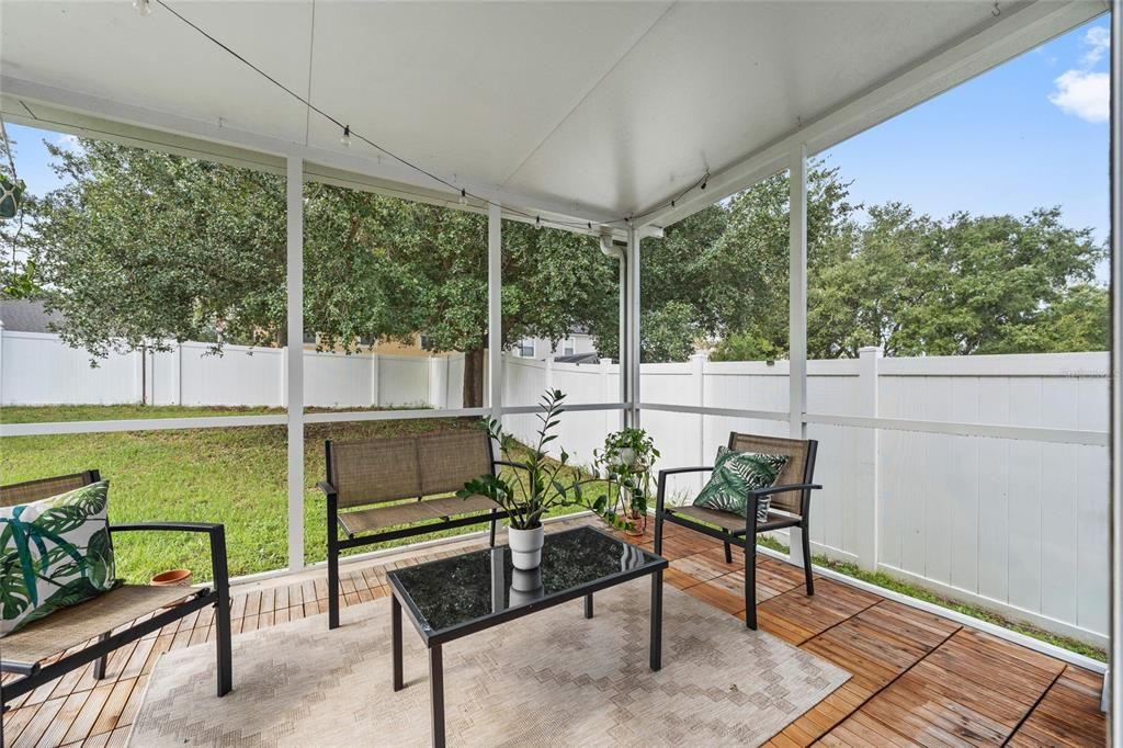 На продажу: $345,000 (4 спален, 2 ванн, 1735 Квадратных фут)