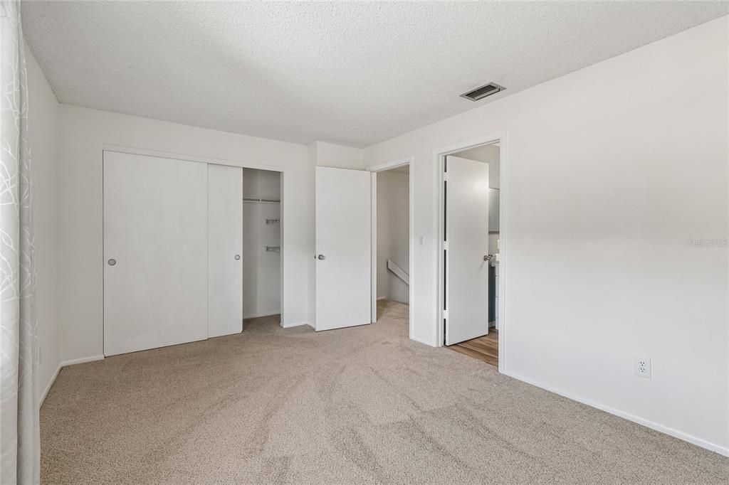 На продажу: $212,000 (2 спален, 2 ванн, 1250 Квадратных фут)