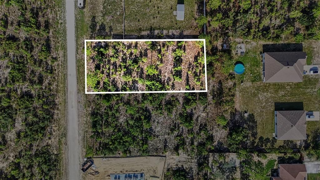 На продажу: $42,000 (0.46 acres)