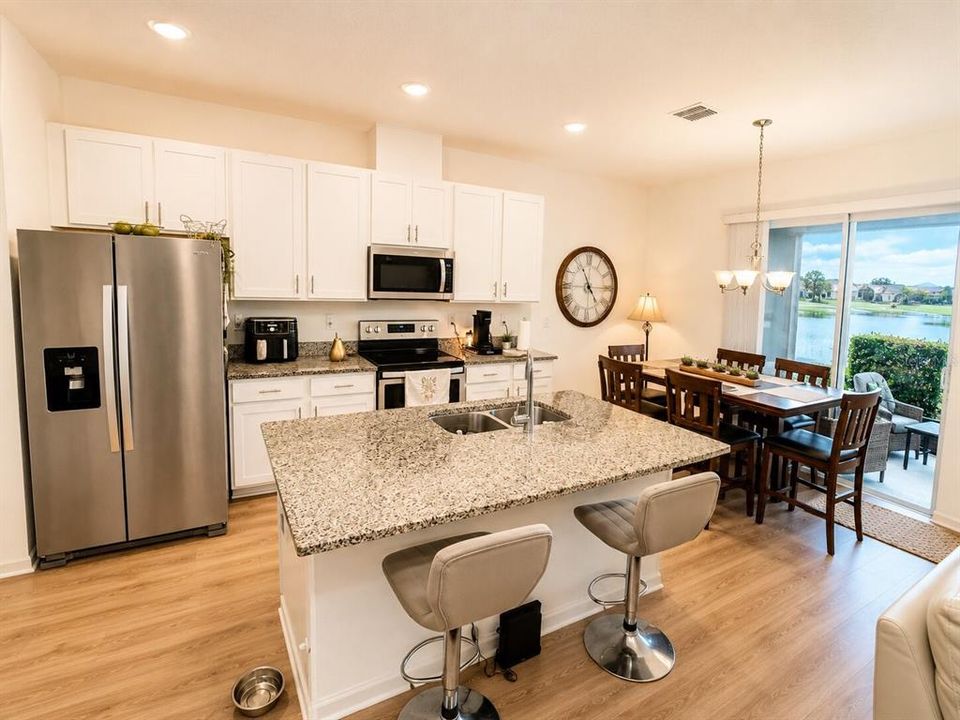 En Venta: $419,999 (3 camas, 2 baños, 1596 Pies cuadrados)