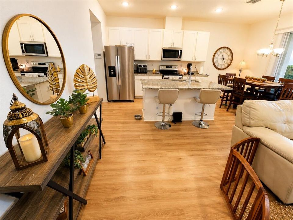 En Venta: $419,999 (3 camas, 2 baños, 1596 Pies cuadrados)