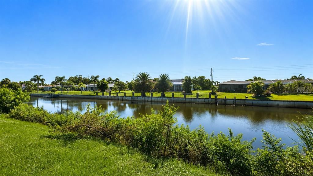 На продажу: $150,000 (2 спален, 2 ванн, 1038 Квадратных фут)