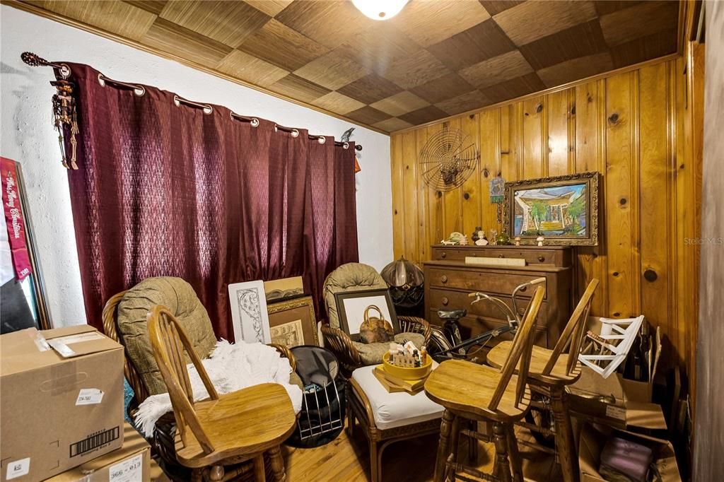 На продажу: $215,000 (3 спален, 1 ванн, 1483 Квадратных фут)