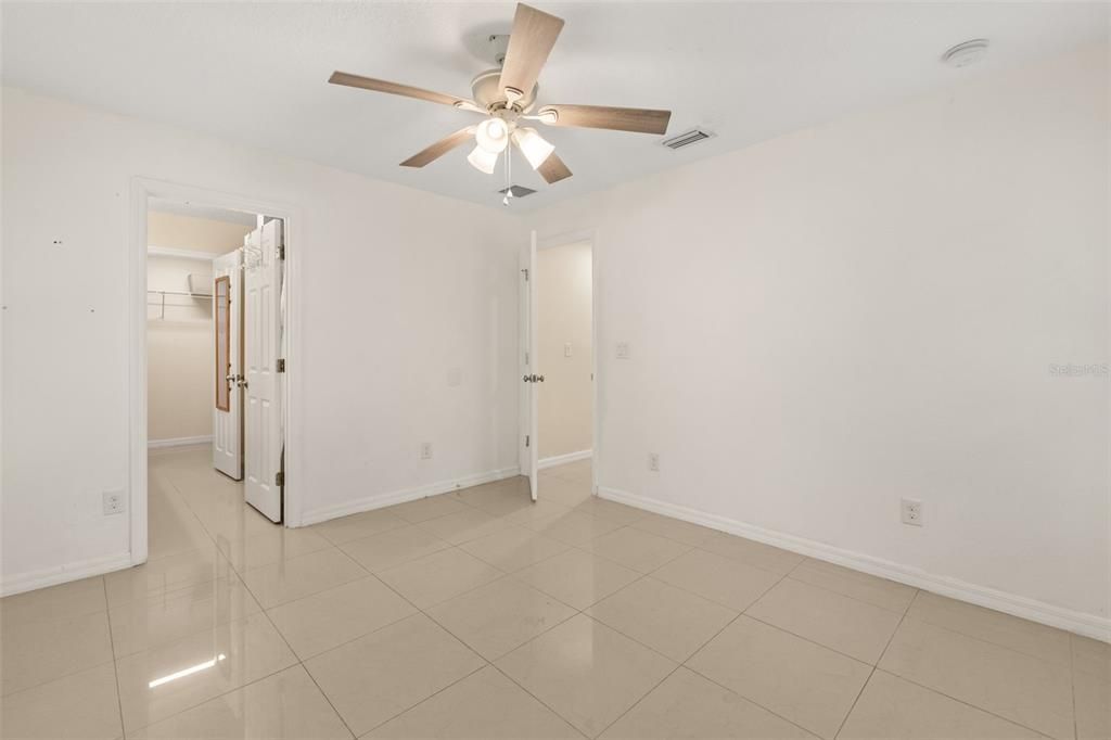 En Venta: $349,000 (3 camas, 2 baños, 1272 Pies cuadrados)