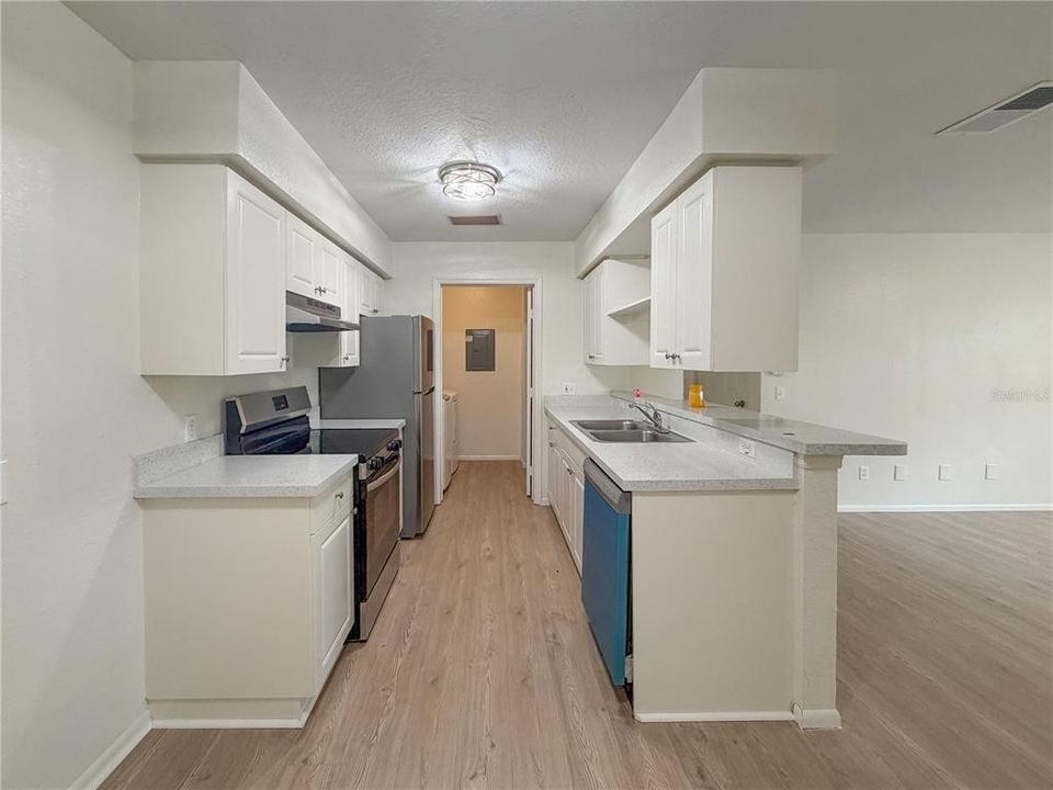 В аренду: $1,500 (2 спален, 2 ванн, 1029 Квадратных фут)