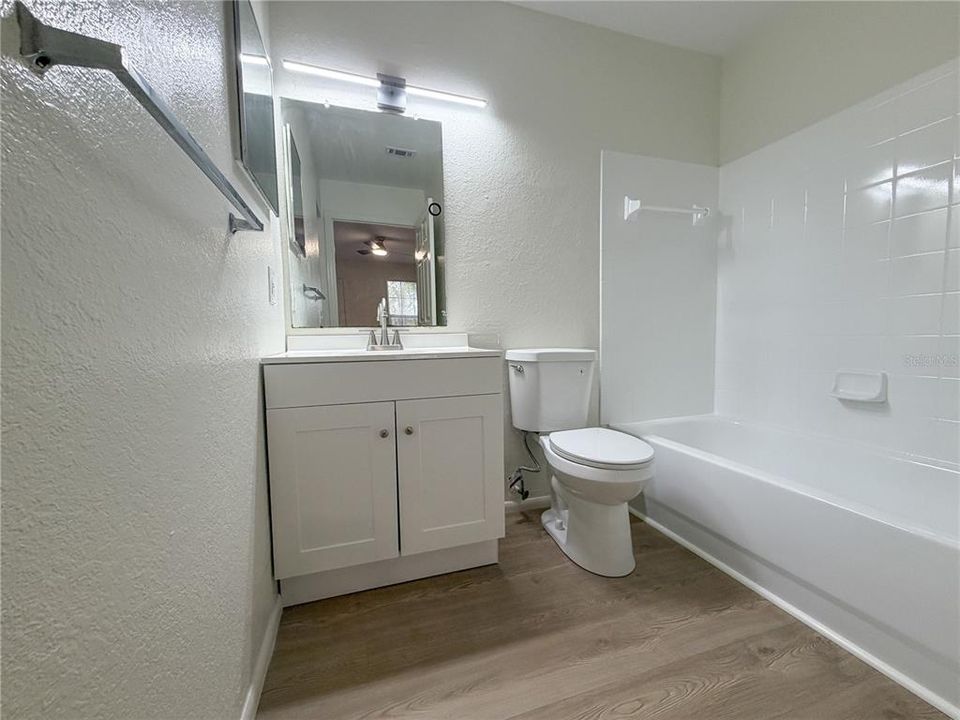 В аренду: $1,500 (2 спален, 2 ванн, 1029 Квадратных фут)