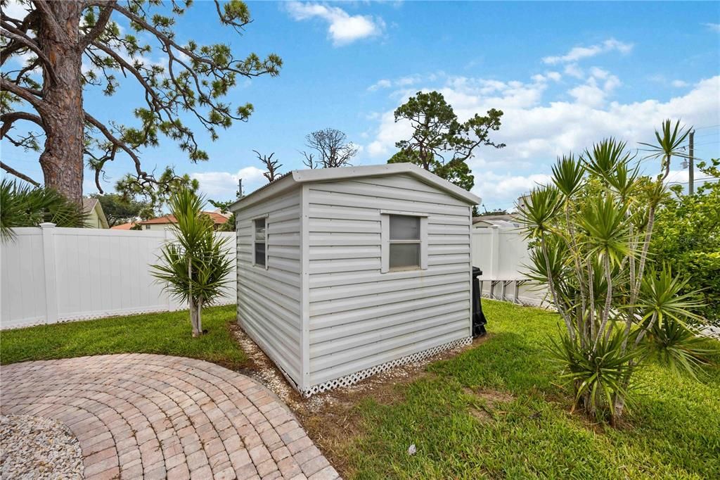 En Venta: $535,000 (3 camas, 2 baños, 2070 Pies cuadrados)