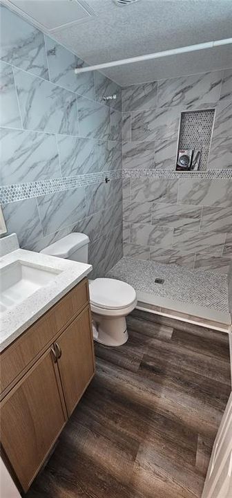 На продажу: $189,900 (1 спален, 1 ванн, 449 Квадратных фут)