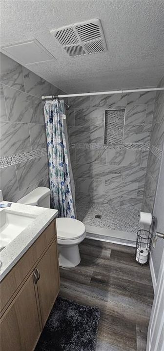 На продажу: $189,900 (1 спален, 1 ванн, 449 Квадратных фут)