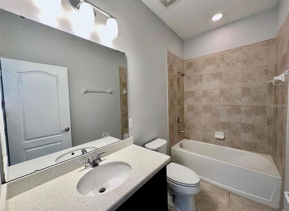 For Rent: $3,100 (4 beds, 3 baths, 2306 Square Feet)
