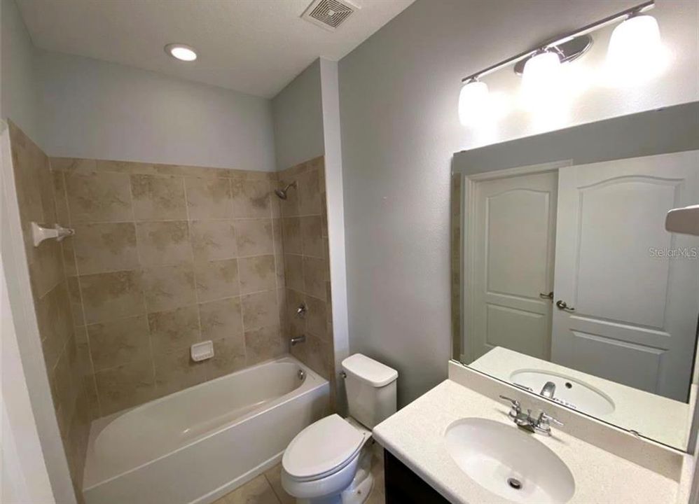 For Rent: $3,100 (4 beds, 3 baths, 2306 Square Feet)