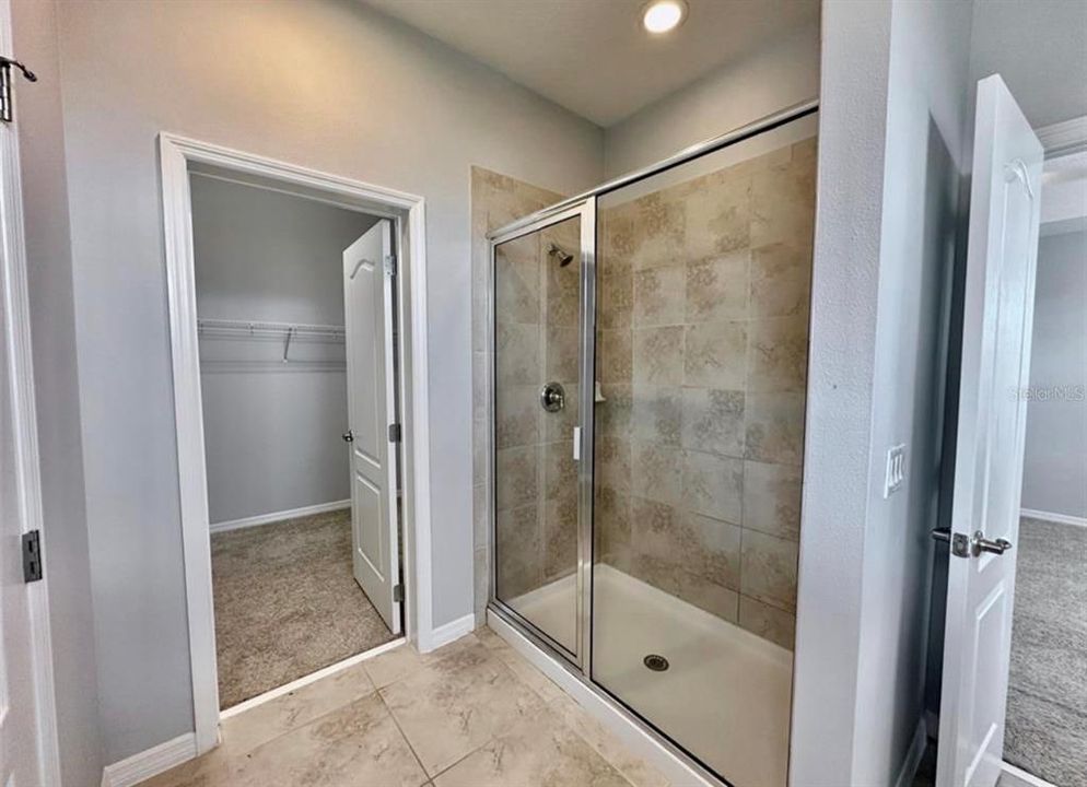 For Rent: $3,100 (4 beds, 3 baths, 2306 Square Feet)
