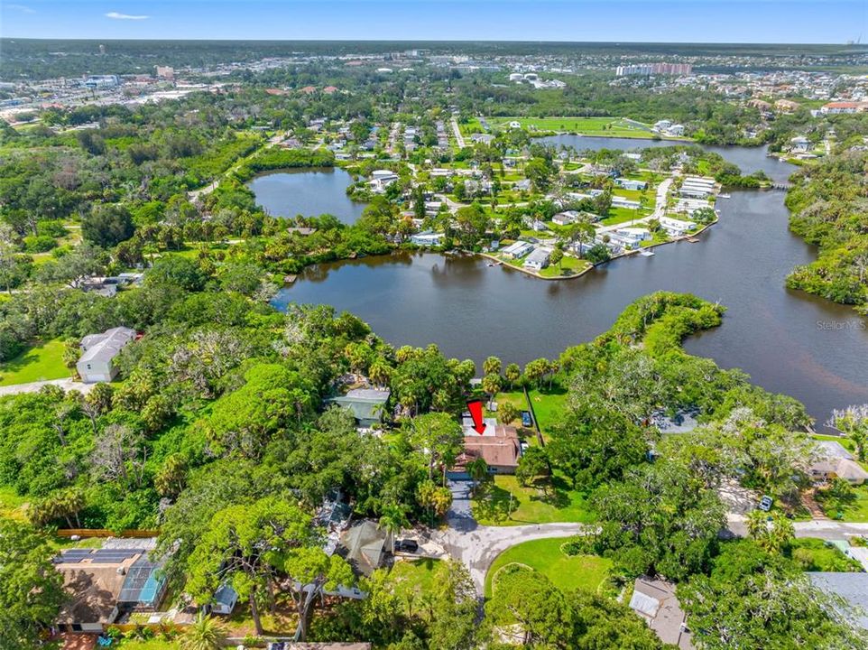 На продажу: $550,000 (5 спален, 5 ванн, 1847 Квадратных фут)