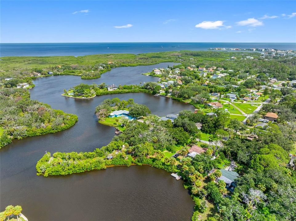 На продажу: $550,000 (5 спален, 5 ванн, 1847 Квадратных фут)